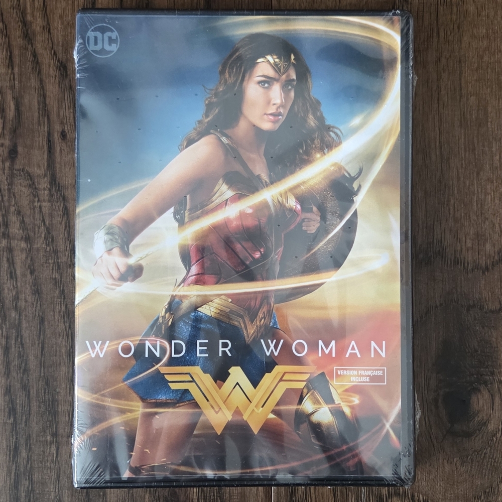 Wonder Woman DVD NWT